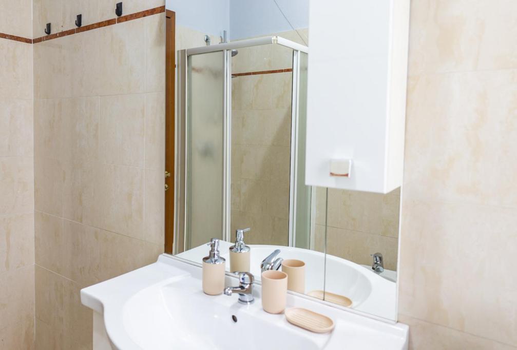 Elegant Apartment In Bergamo Center エクステリア 写真
